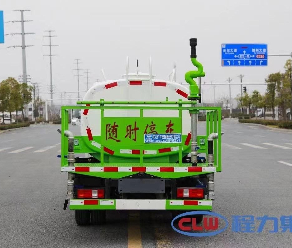 東風(fēng)華神3方純電動(dòng)綠化灑水車(chē)圖片4