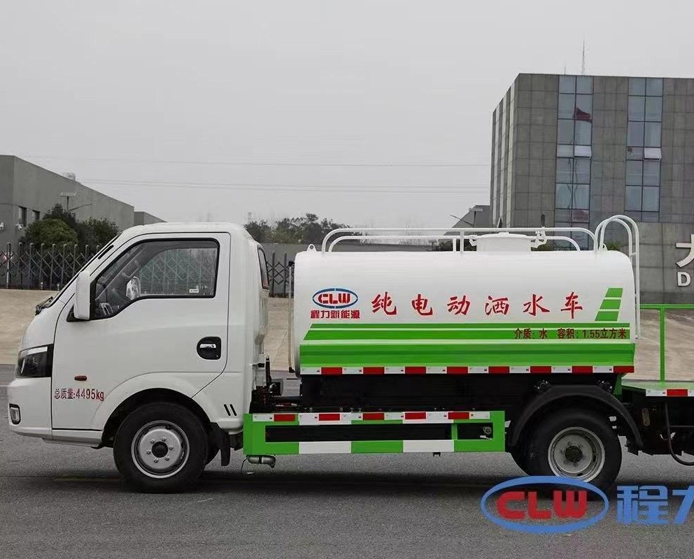 東風(fēng)華神3方純電動(dòng)綠化灑水車(chē)圖片2