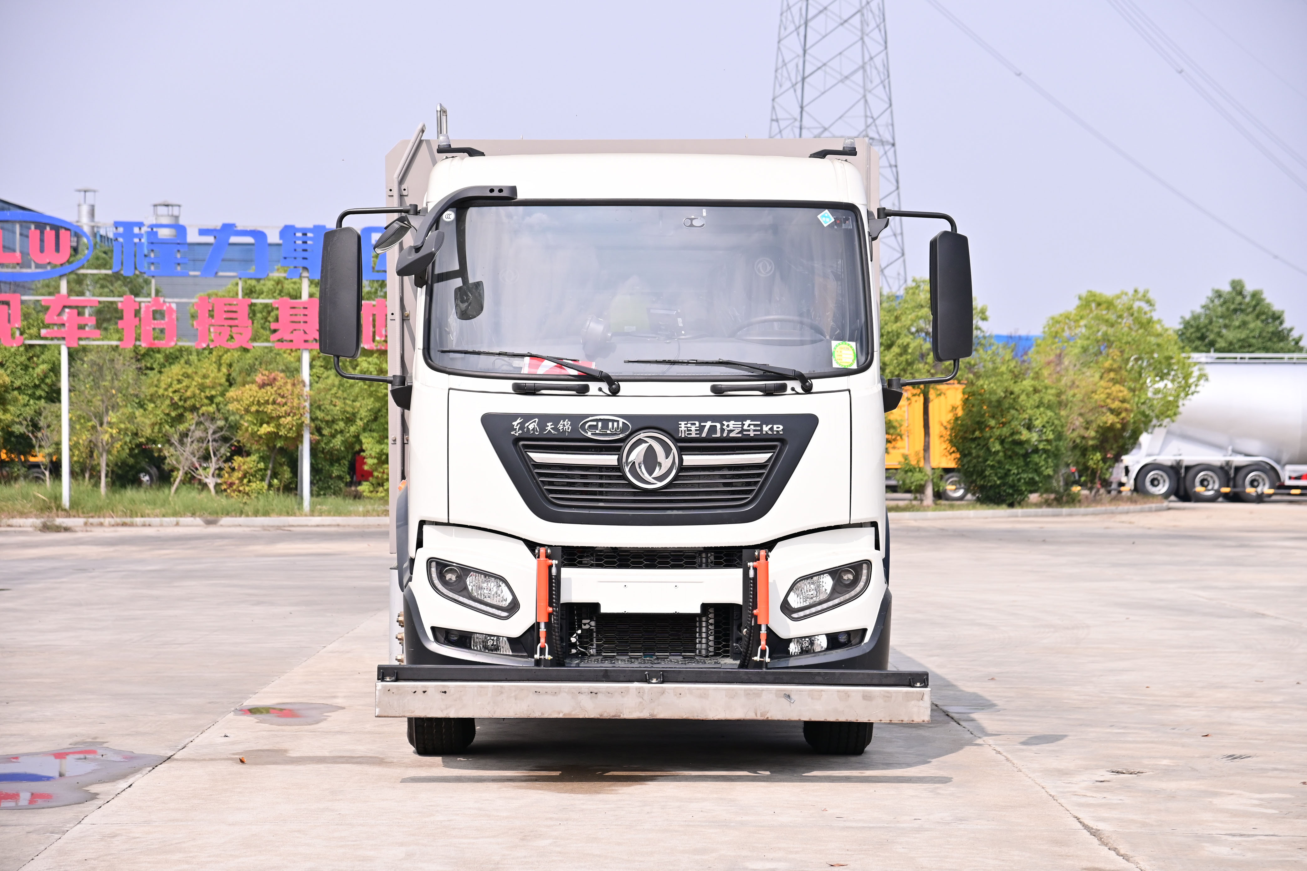 東風天錦純電動12方掃路車加裝機場專用圖片2